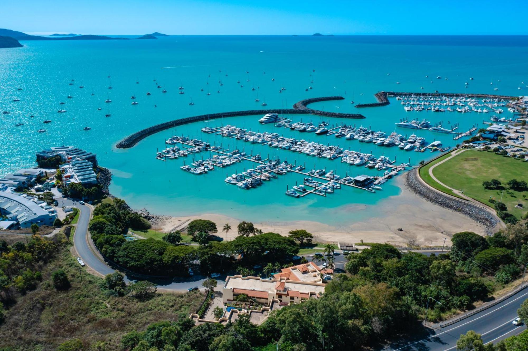 Shingley Beach Resort - Whitsundays Airlie Beach Esterno foto
