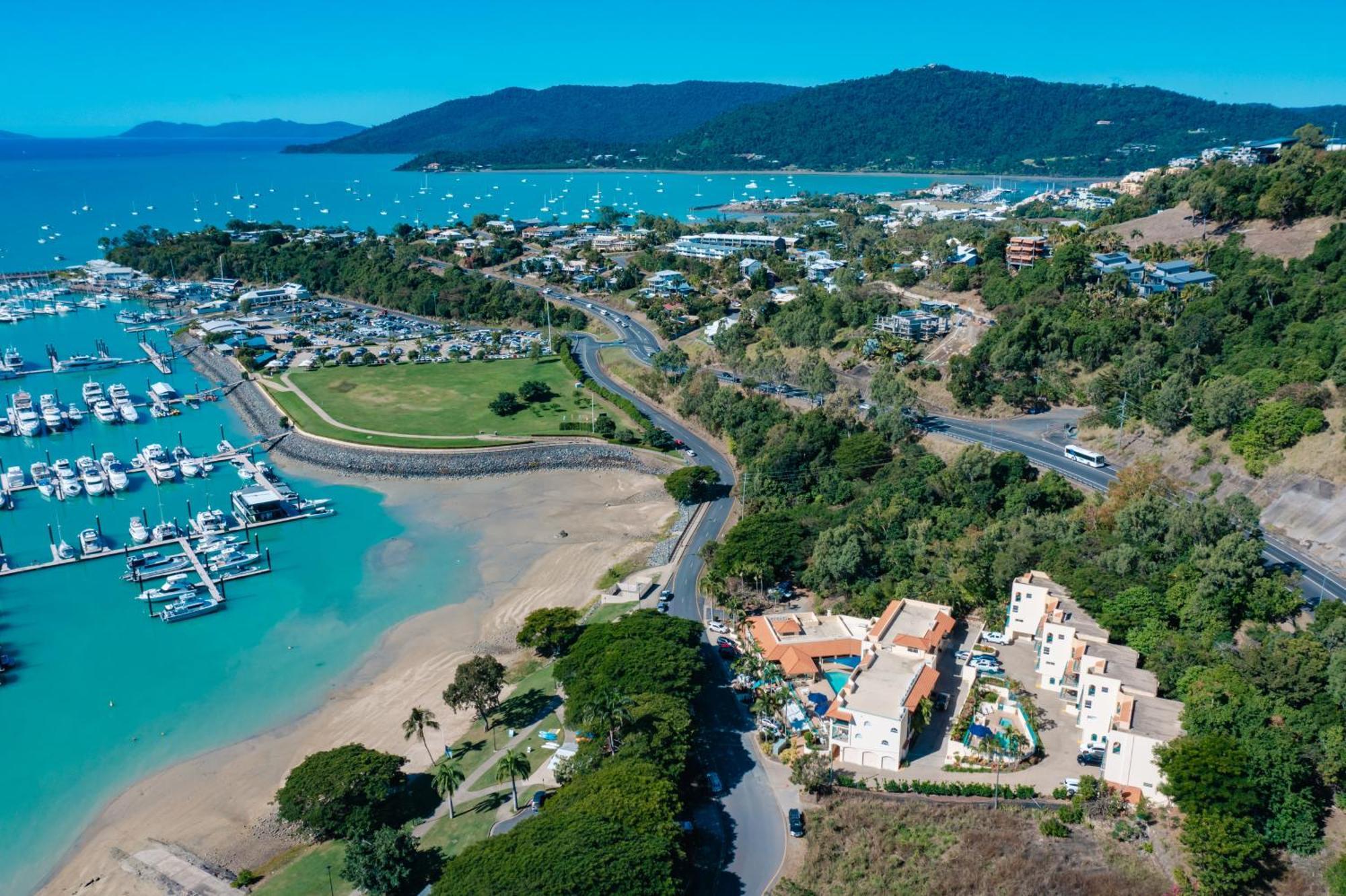 Shingley Beach Resort - Whitsundays Airlie Beach Esterno foto