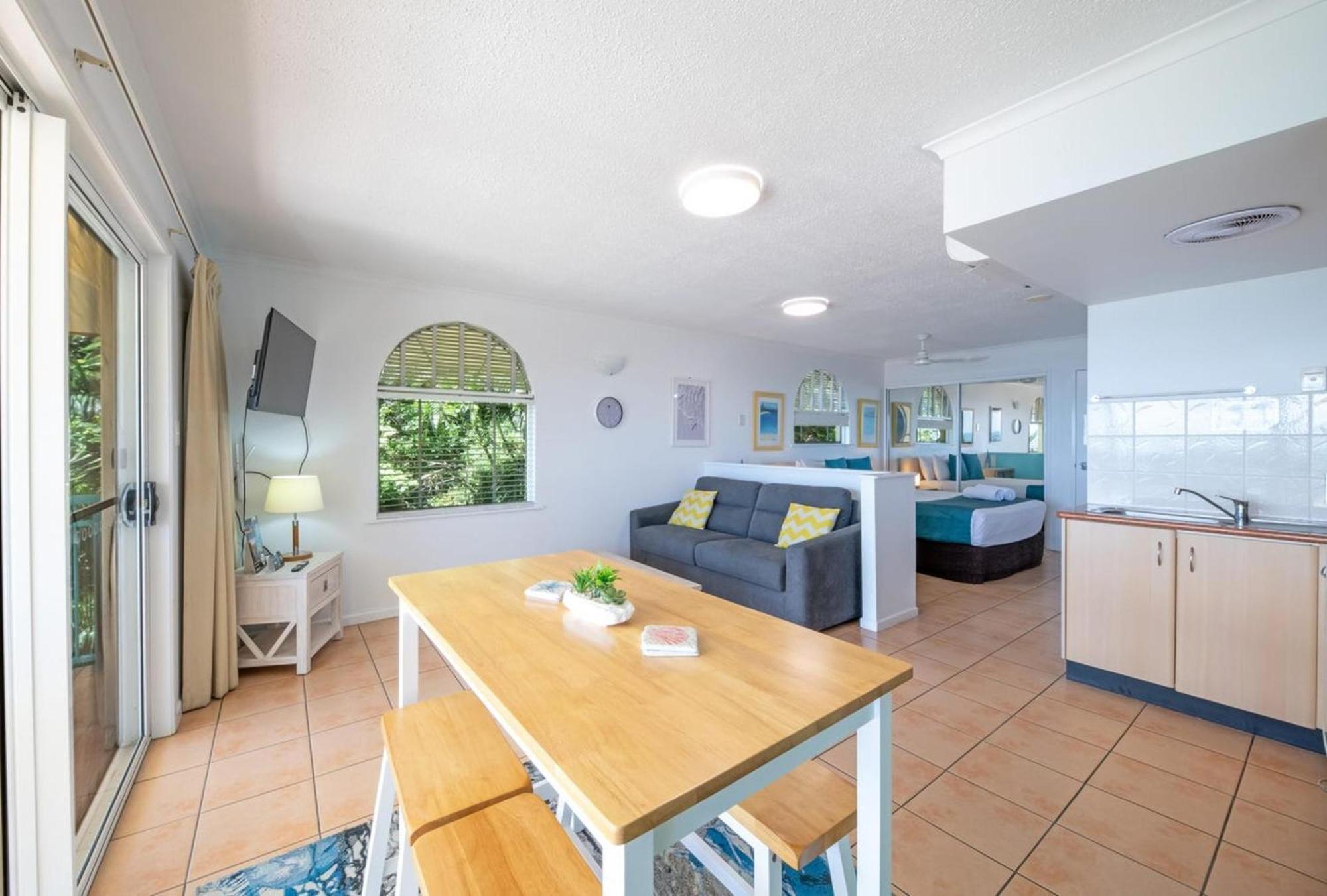 Shingley Beach Resort - Whitsundays Airlie Beach Esterno foto